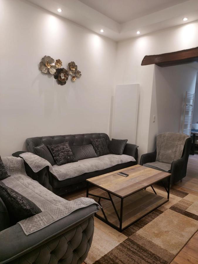Maison Fontaine Du Saxophone Динан Экстерьер фото